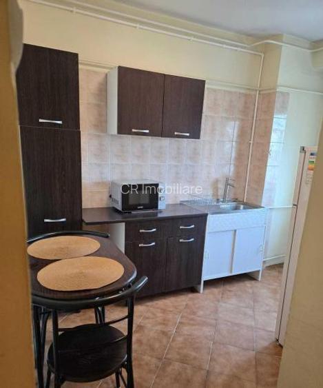 Apartament 2 camere Bulevardul Decebal - 5