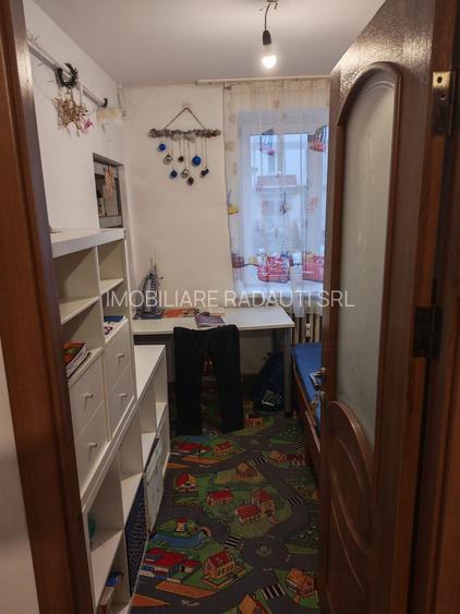 Apartament cu 4 Camere de Vânzare Parter I Suceava/Central I 130.000E - 7