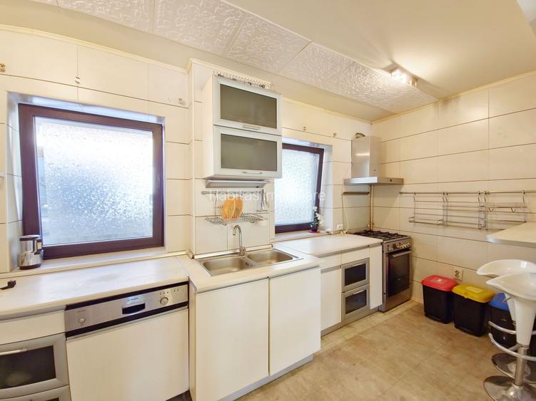 Vila complet finisata si utilata, zona Eremia Grigorescu - 12