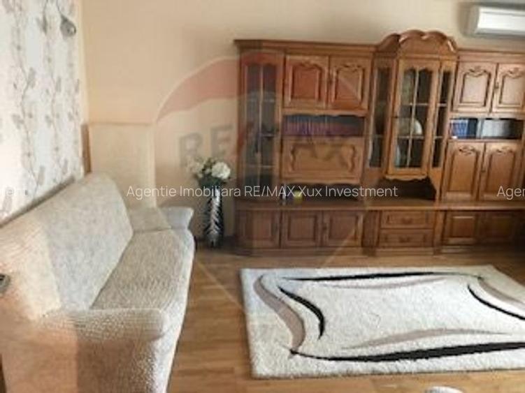Apartament 2 camere de închiriat, str. Lunga - 6