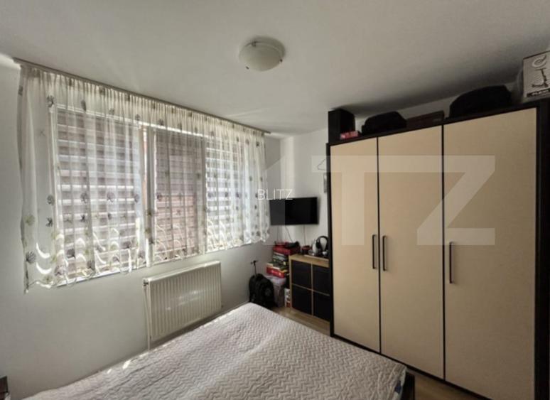 Apartament mobilat si utilat, 3 camere, parcare, zona Terra - 9