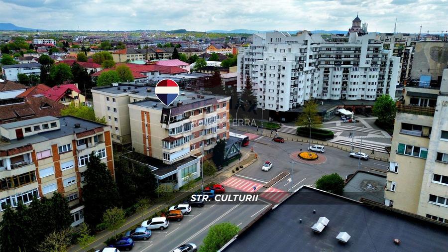 ULTRACENTRAL  DE VANZARE Apartament cu 3 camere - 18