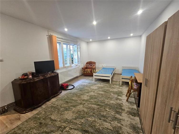 CASA  3 CAMERE 70 MP   TEREN  1675 MP GRIGORESCU - 8