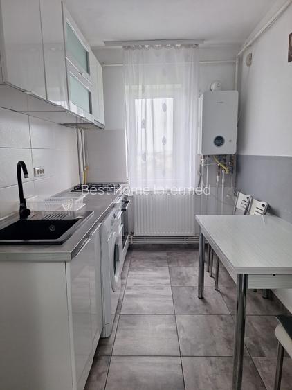 Tomis Nord, Campus, 2 camere decomandate, mobilat, utilat, gaze, 400 Euro - 5