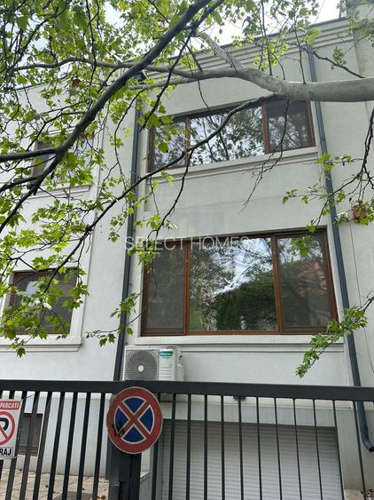 Vila 12 Camere | Birouri | Sediu Firma | Renovata *Cotroceni* - 32