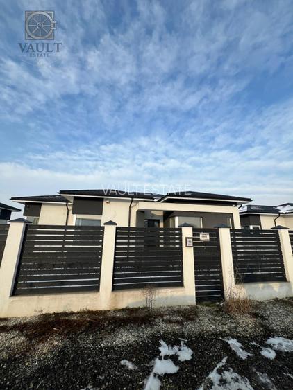 Casa   - Curte 351 MP - AN 2022 - Ciorogarla - 25