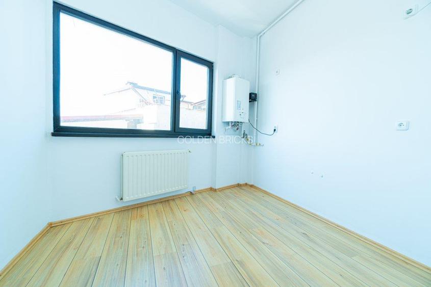 Piata Victoriei | Imobil individual | 12 incaperi  |Metrou 5 minute - 15