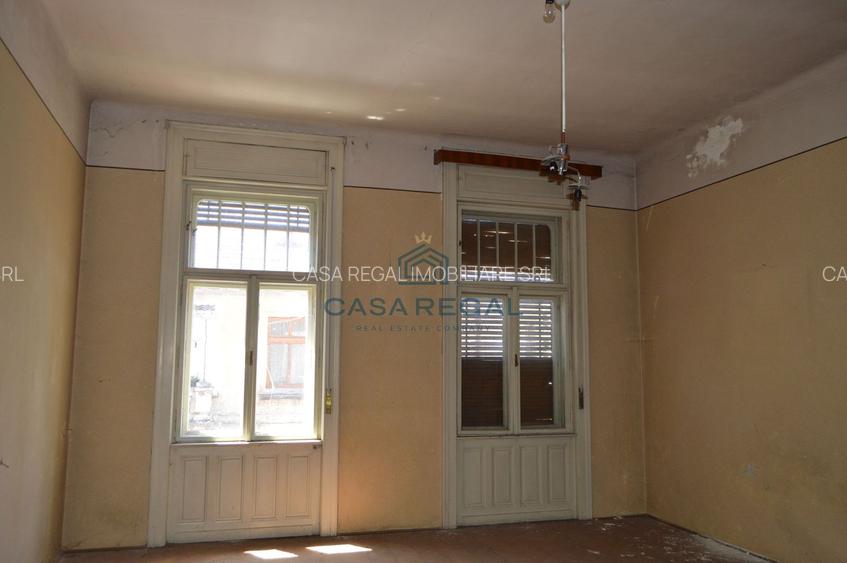 Cladire istorica in centrul orasului - 17