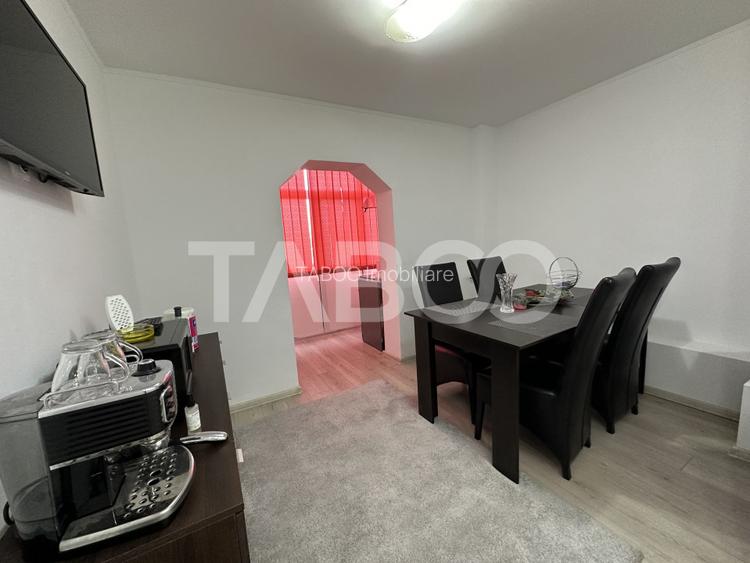 Apartament decomandat 3 camere 2 bai 68 mpu etaj 3 Calimanesti Valcea - 9