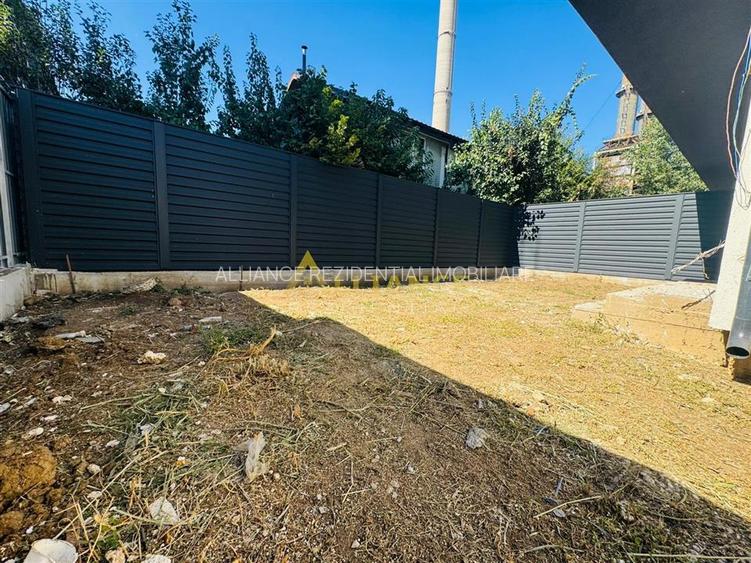 Vila de vanzare || 4 camere || curte mare || aproape Grand Arena - 11