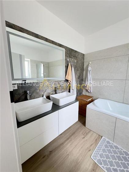 Vila individuala - 4 camere- 2 bai - 300mp teren - 11