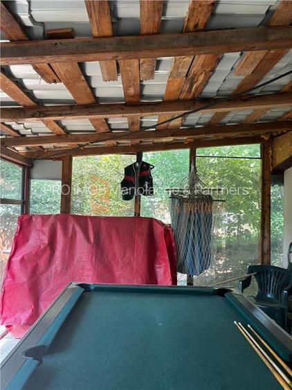 Ansamblu cabanute zona Cozieni - 15