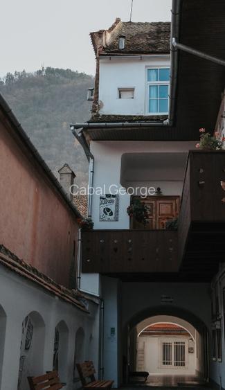 Casă Centrul Istoric Brașov, lipit Strada Sforii + business turistic activ - 9