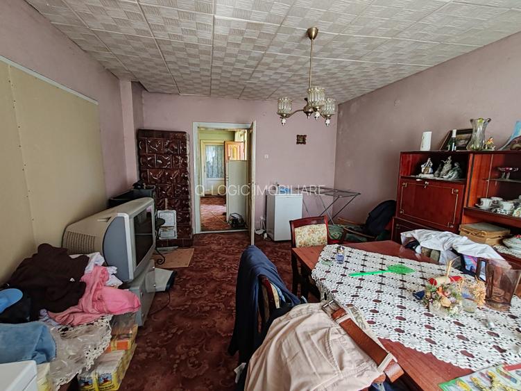 Casa 3 camere libera la vanzare TARLUNGENI - 2