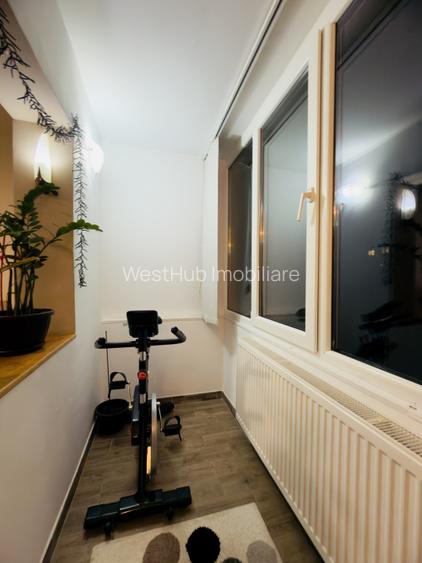 Apartament 4 camere, decomandat, etajul 2, 90mp utili - zona Steaua - 17