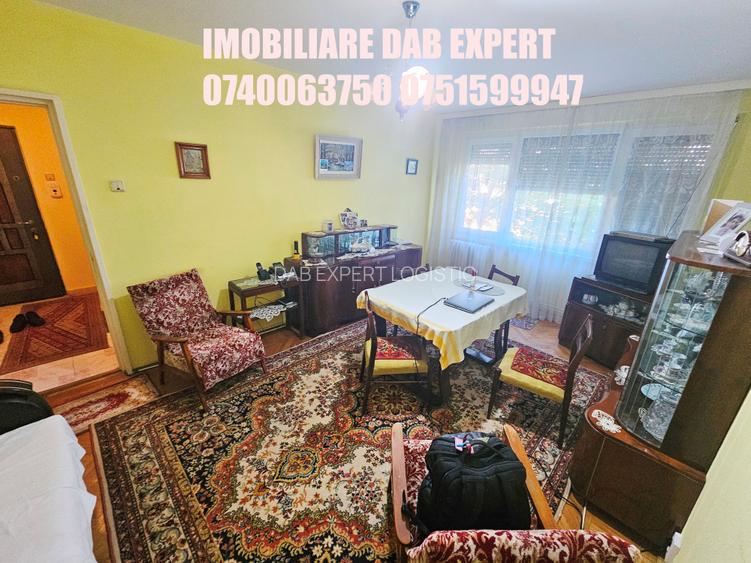 Apartament 3 camere vanzare zona COMPLEX SIRETUL - 8