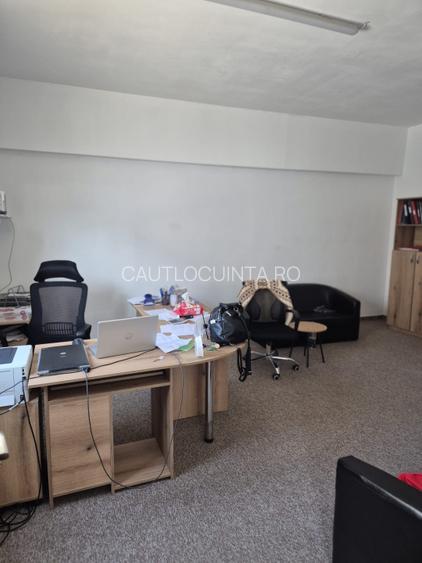 Hala plus birouri | zona Giulesti | 250 mp totali cu birouri |  - 11