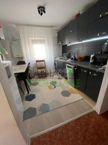 Apartament 2 camere de vanzare - 2