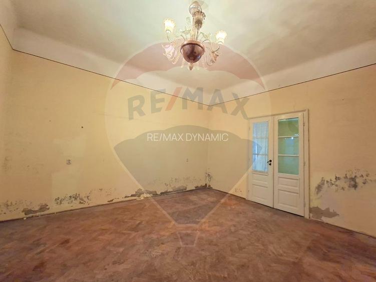 Proprietate centrală Arad,  cotă teren mare, acces auto - 8