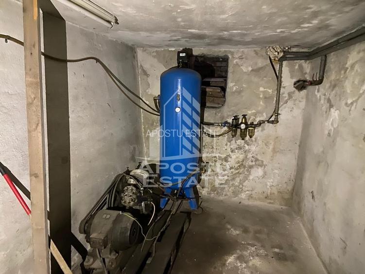 Casa +Spatiu comercial + apartament studio - 14