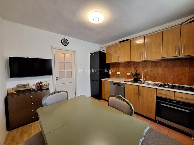 Apartament cu 2 camere, decomandat, 54,5 mp, 2 balcoane, zona Eroilor - 6