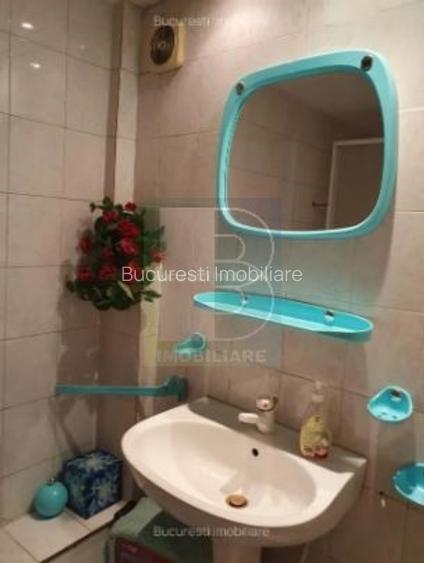 CALARASILOR Matei Basarab,Metrou Muncii,bl MIXT 1993,reabilitat,DECOMANDATA. - 6