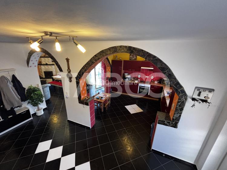 Casa de vanzare individuala cu 950mp teren Saliste zona deosebita - 3