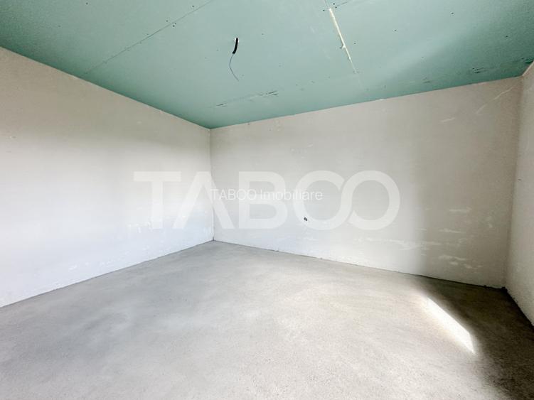 De vanzare duplex 200 mp utili si teren liber 180 mp Floresti - 6