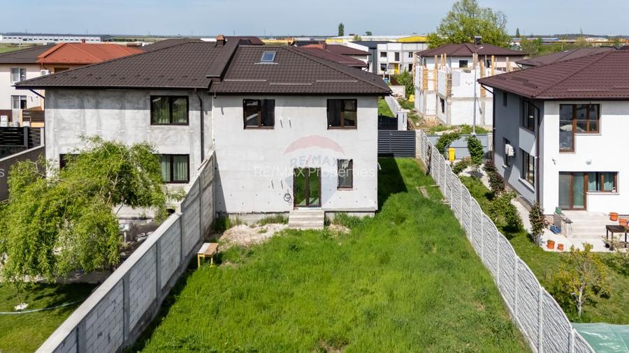 Casa duplex de vanzare Chitila 5 camere / teren 348 mp - 35