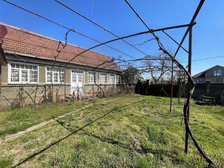 Casă tradițională la sat +teren 1.500 mp. Sat  Săbolciu-47000 euro neg - 3
