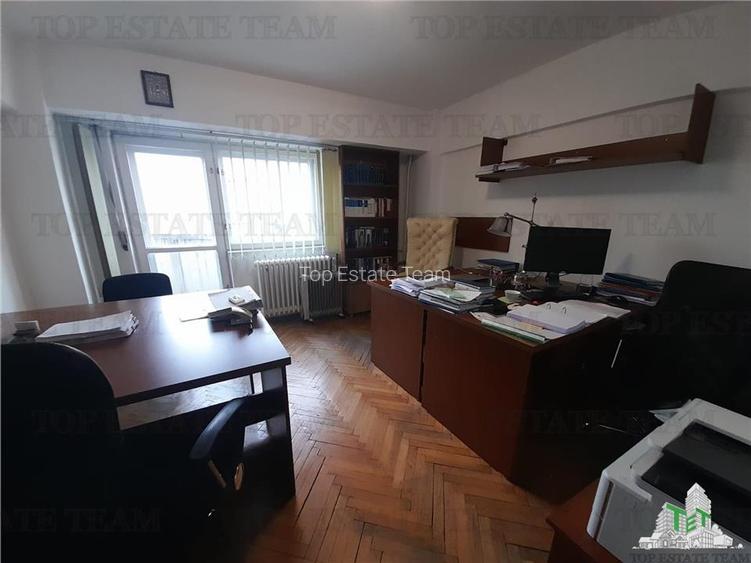 Piata Unirii  chiar la metrou in exclusivitate vanzare 2 camere cu loc de parcar - 5