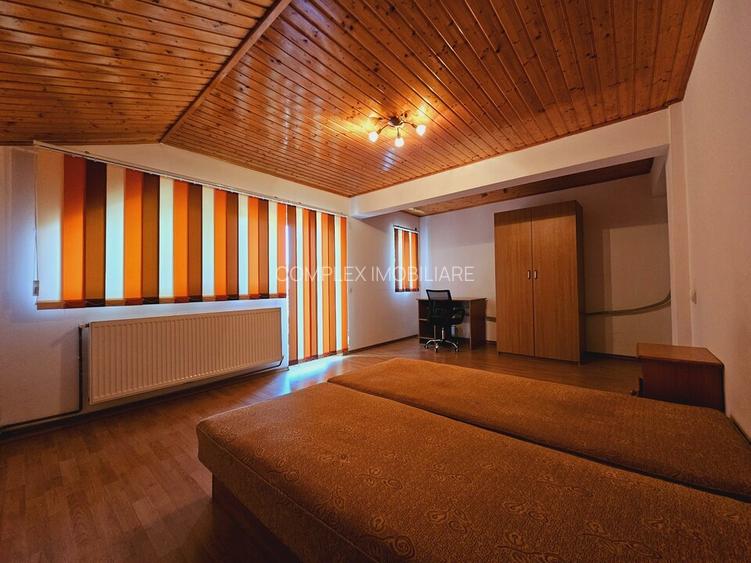 Piata Muncii | 3 minute metrou | Camera la mansarda unei vile pentru o studenta - 2