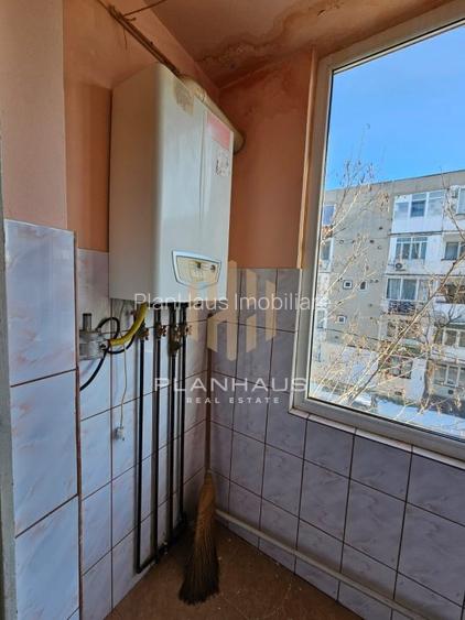 Garsoniera confort 1 ,etaj 2, in apropiere de liceul Nenitescu , 30 mp  - 3