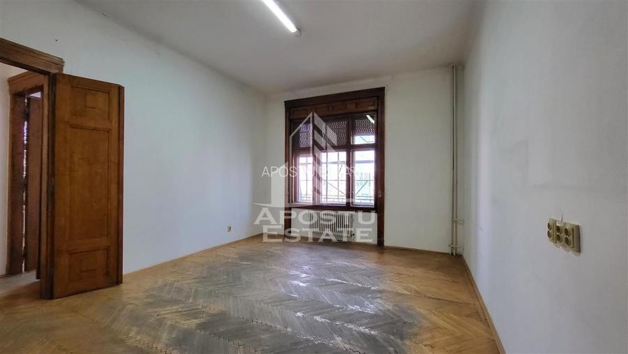 Apartament cu 4 camere, Piata Victoriei, 180 mp - 8