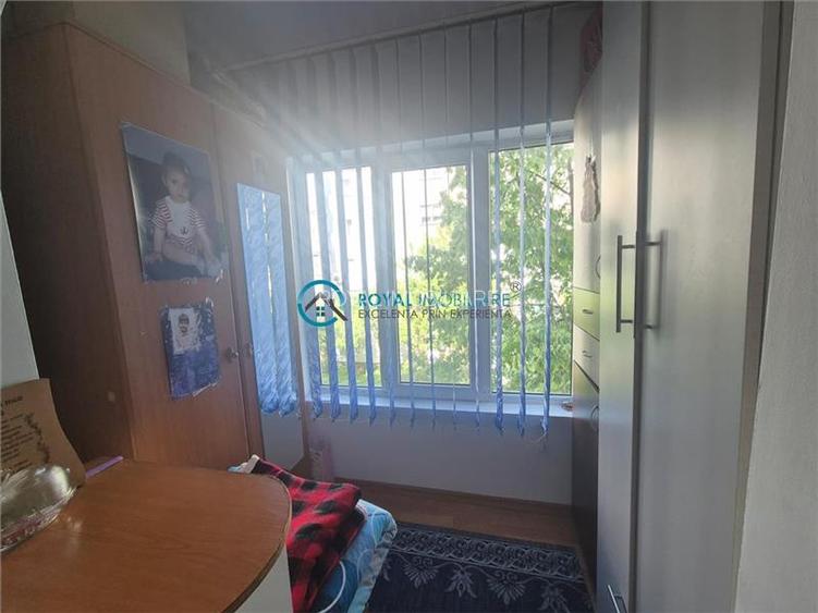 Royal Imobiliare - Vanzare apartament 3 camere zona Paltinis - 10