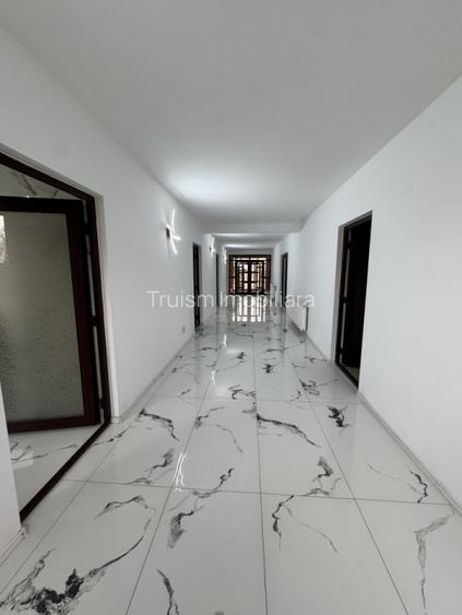 Vila P+ Et 1, Bulevardul Bucuresti - 12