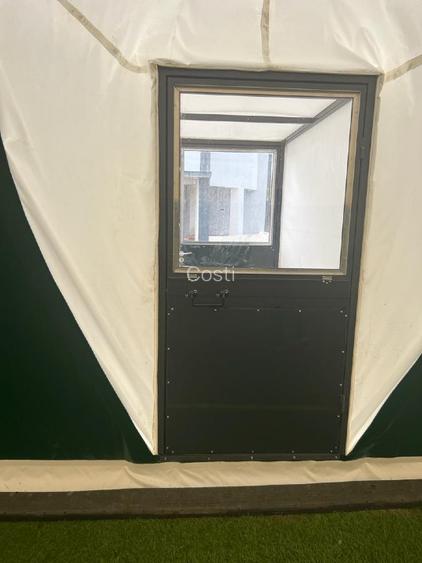 Teren de fotbal cu gazon sintetic și balon - 4