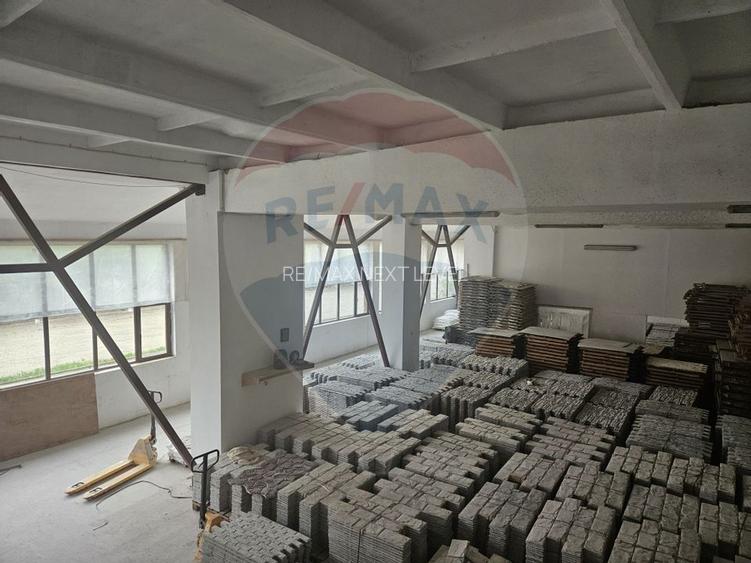 Hala industriala de inchiriat 340 mp, str. Bradului - 5