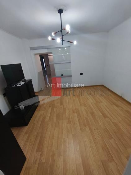 Casa Vanzare Giulesti 4 camere - 9