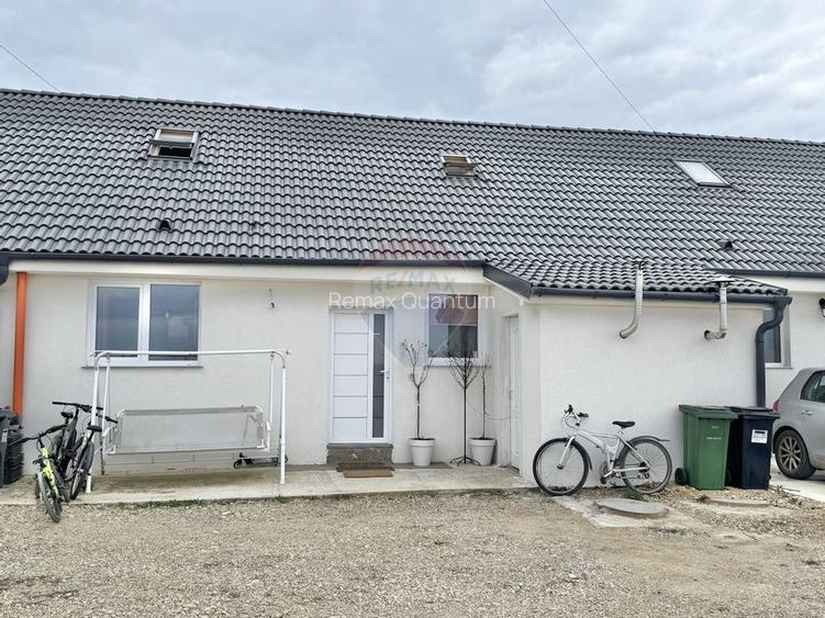 Casă / Vilă cu 4 camere de vânzare - 11