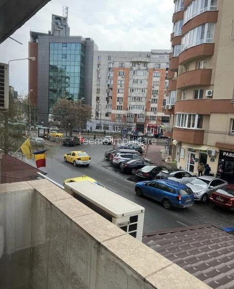 Investiție masivă: Bloc cu 50 unități + spații comerciale - pachet complet - 2