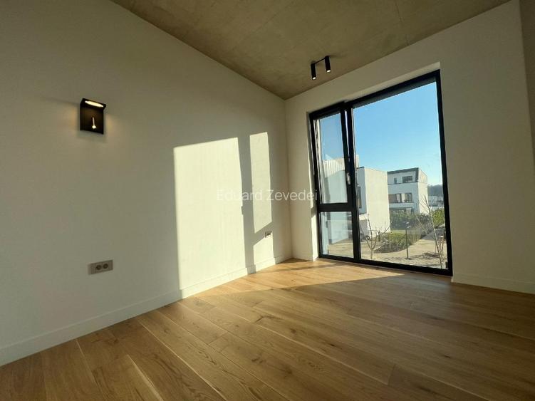 Vila LUX in Amber Forest, 4 camere, partial mobilat, model UV08 - 4