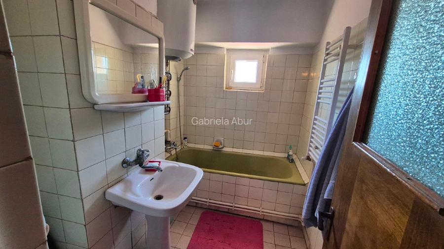 PROPRIETAR – De Vânzare: Apartament 3 Camere, Ultracentral Giurgiu (Etaj 5/8, Te - 3