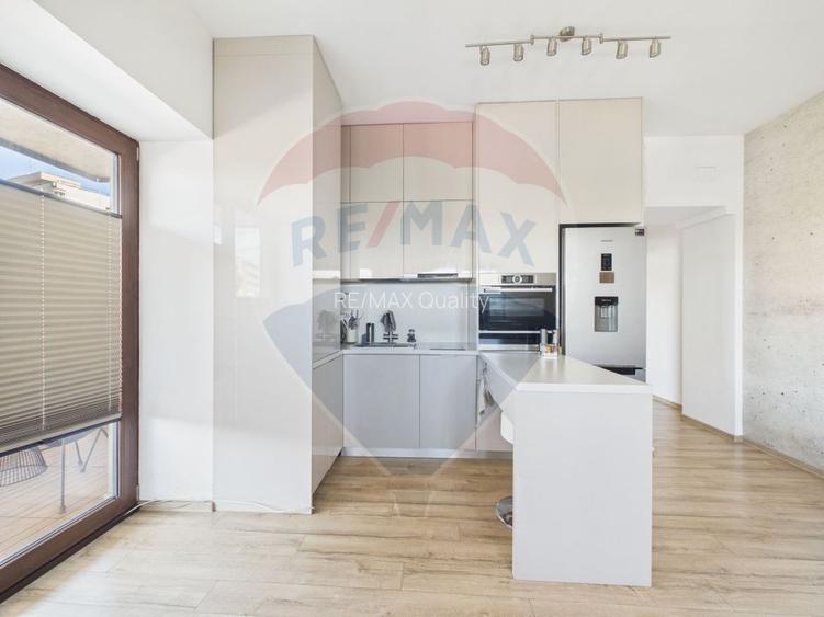 Apartament cu 3 camere de vanzare, centrala proprie - Mihai Bravu - 16