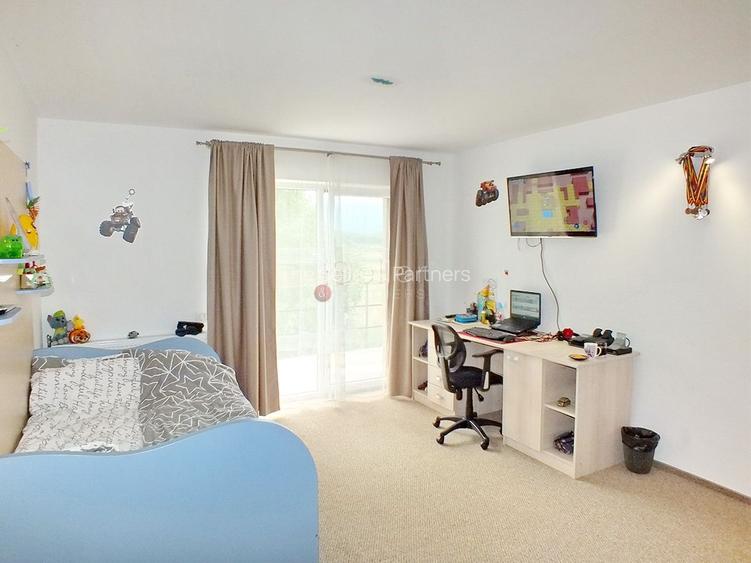 Detine Teren 1000 mp - 18