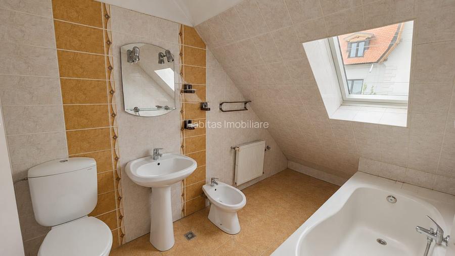 0 % comision, Casa individuala spatioasa cu teren de 539 mp, Gruia - 15