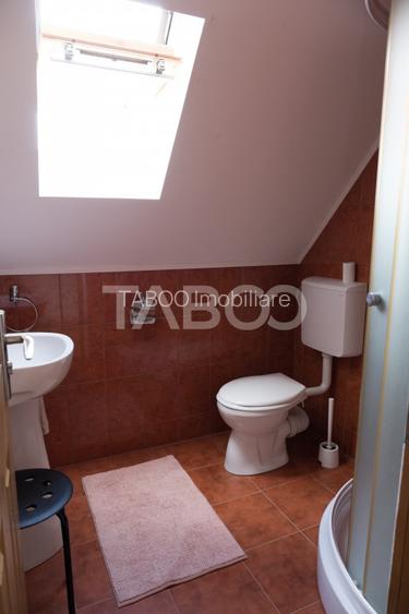 Casa de vanzare pretabila pensiune priveliste superba Fantanele Sibiu - 16