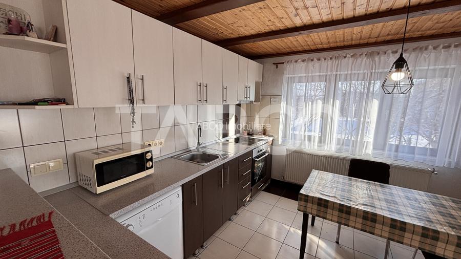 Casa de vanzare individuala zona Sura Mare 900 mp teren - 6