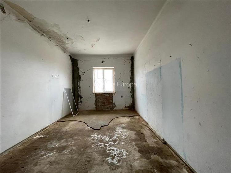 Cladire de vanzare  in zona Vest Tulcea - 8