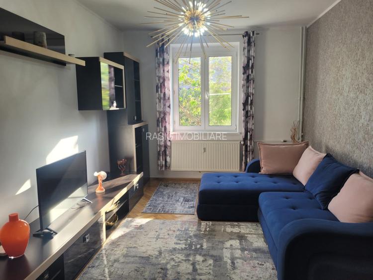 VAnzare apartament 23 camere Bucurestii Noi - Bloc Rusesc - 3